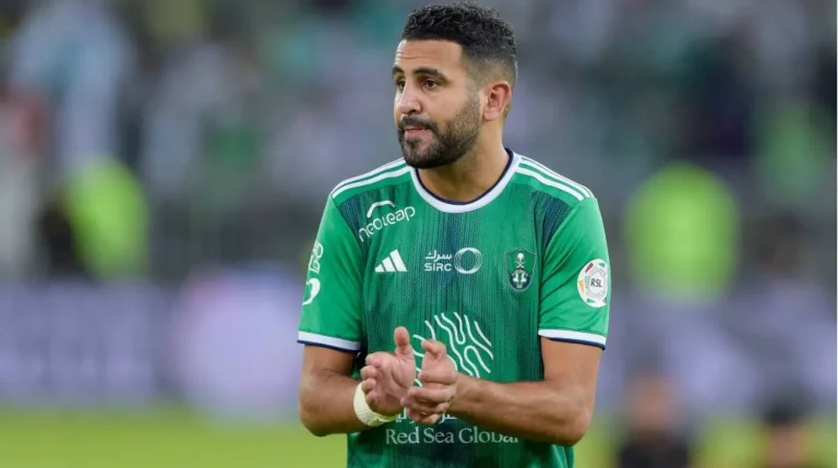 محرز يعلق على حلم اللعب مع ميسي في الأهلي مستقبلا