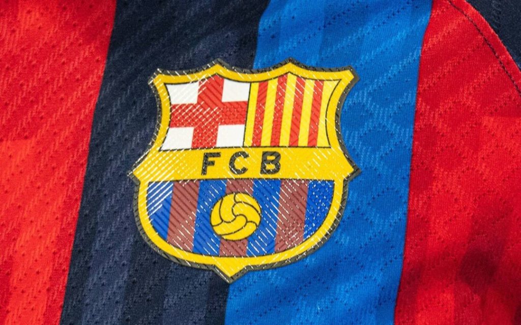 برشلونة الحالي يستفيد من التحديات المالية لتحقيق النجاح