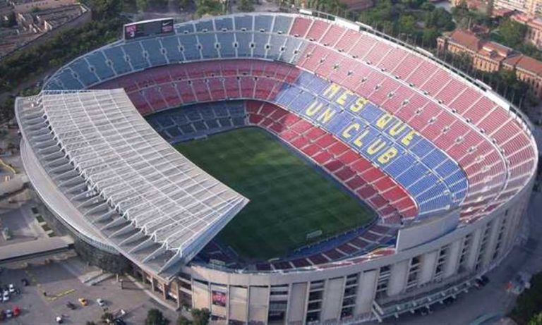 اخفاقات برشلونة تثير التساؤلات حول مستقبل الفريق والادارة