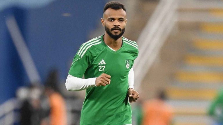 مستقبل مجرشي مع الأهلي تحت الأنظار والتطورات الجديدة تثير الاهتمام