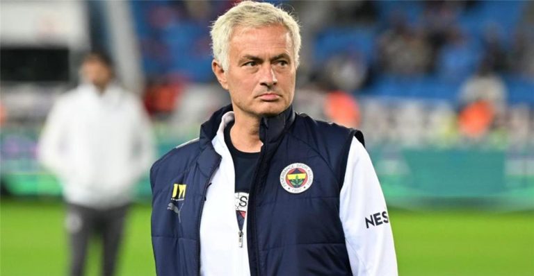 مورينيو يعبر عن استيائه من مستوى الدوري التركي في تصريحات جديدة