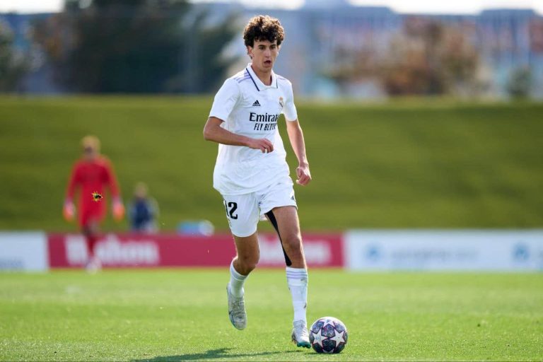 جاكوبو رامون ينتقل من ريال مدريد لصفوف كومو في صفقة جديدة