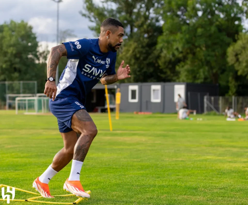الهلال