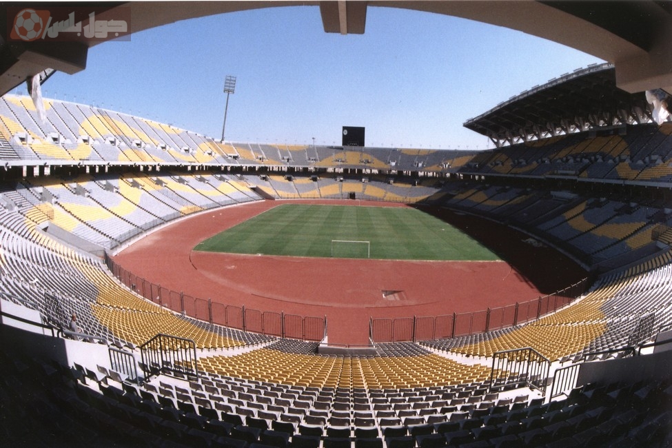 استاد برج العرب