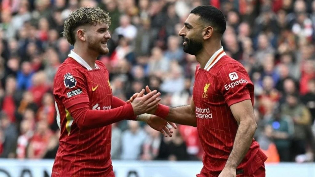 محمد صلاح يودع هارفي إليوت