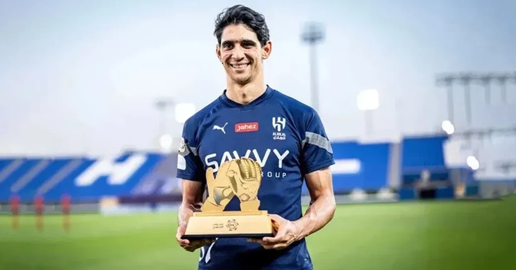ياسين بونو افضل تصدي في دوري روشن